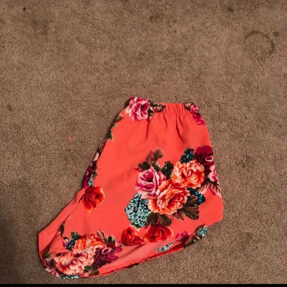 flower flowy shorts